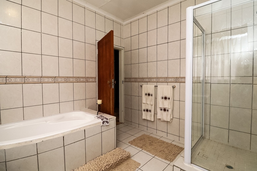 4 Bedroom Property for Sale in Stilfontein Ext 4 North West